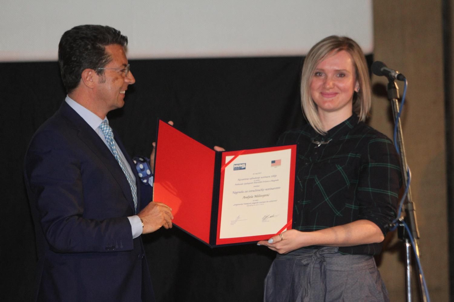 Mesto: Beograd Datum: 10.05.2017 Dogadjaj: MEDIJI/KIOSK - Dodela nagrada NUNS za istraivaèko novinarstvo na Fakultetu dramskih umetnosti Licnosti: